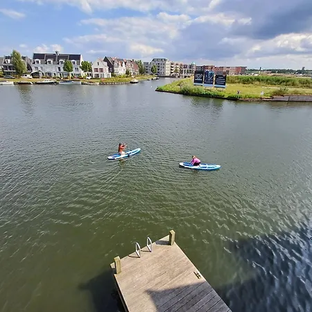Het Rode Boothuis * Harderwijk