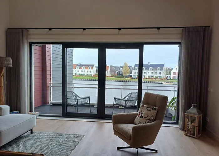 Het Rode Boothuis * Harderwijk